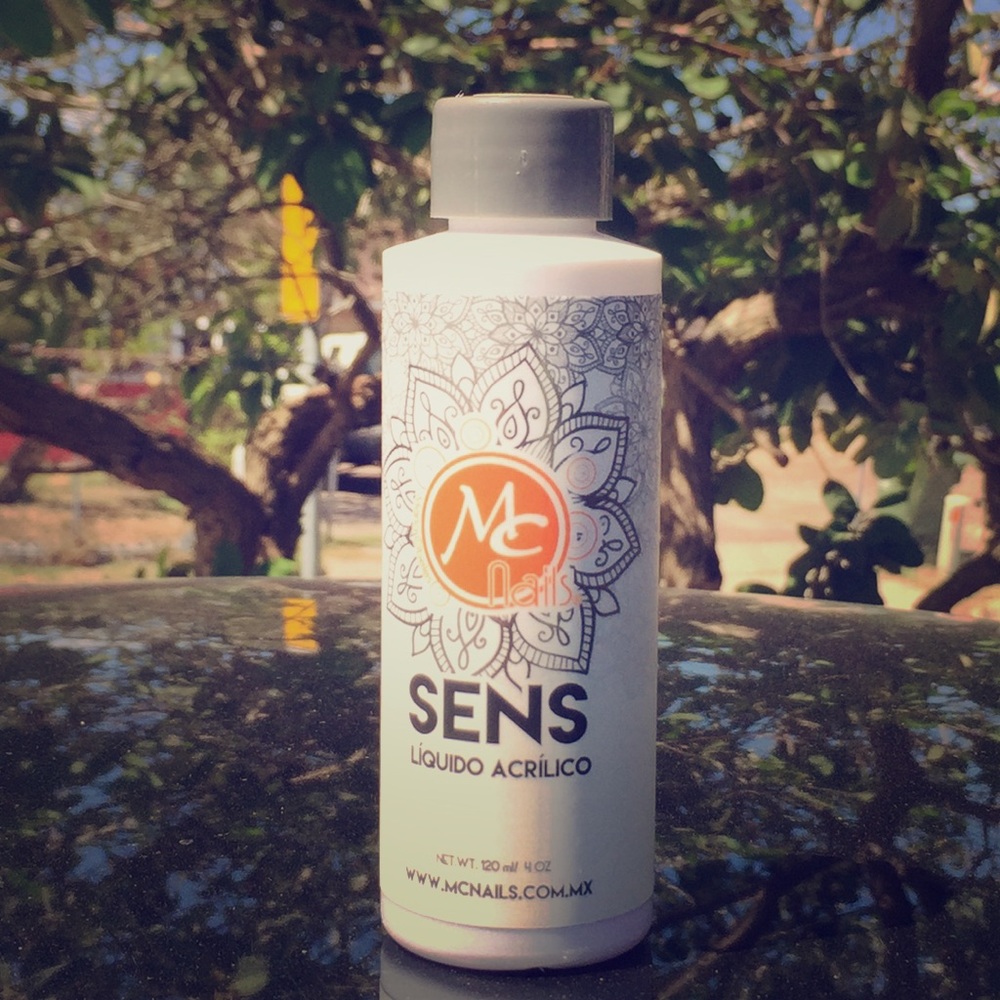 Acrilic liquid 🖤💅🏼